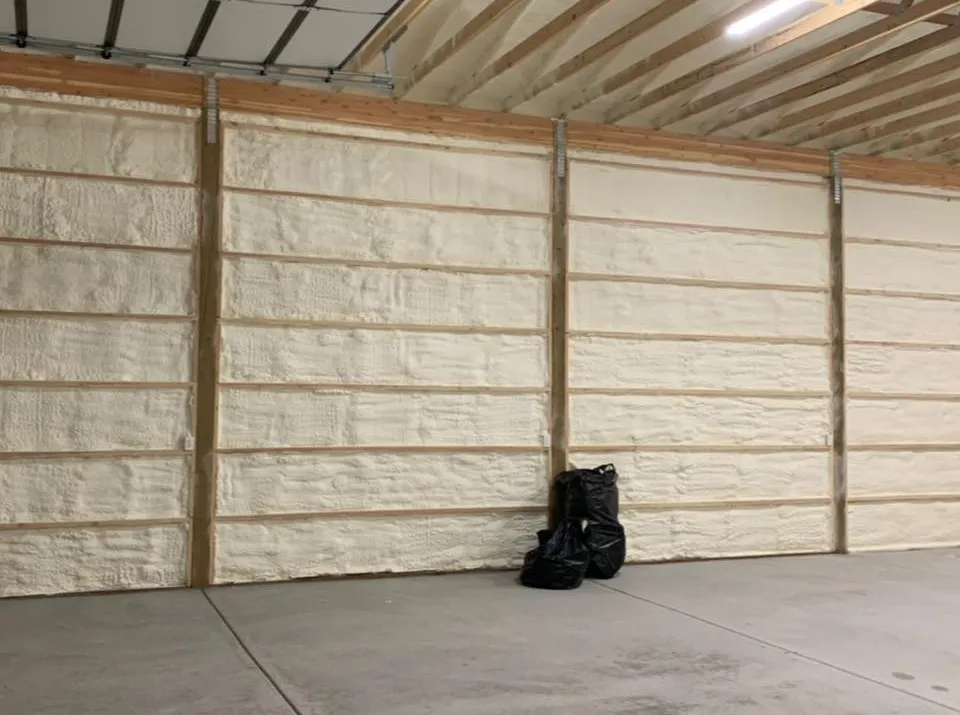 Spray Foam vs Fiberglass Which Insulation Wins Spray Foam vs Fiberglass Which Insulation Wins