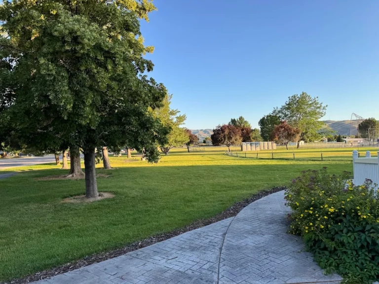 Intermittent Spring Trailhead