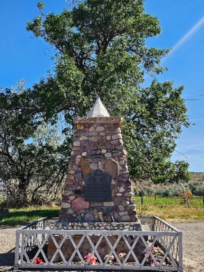 Intermittent Spring Trailhead